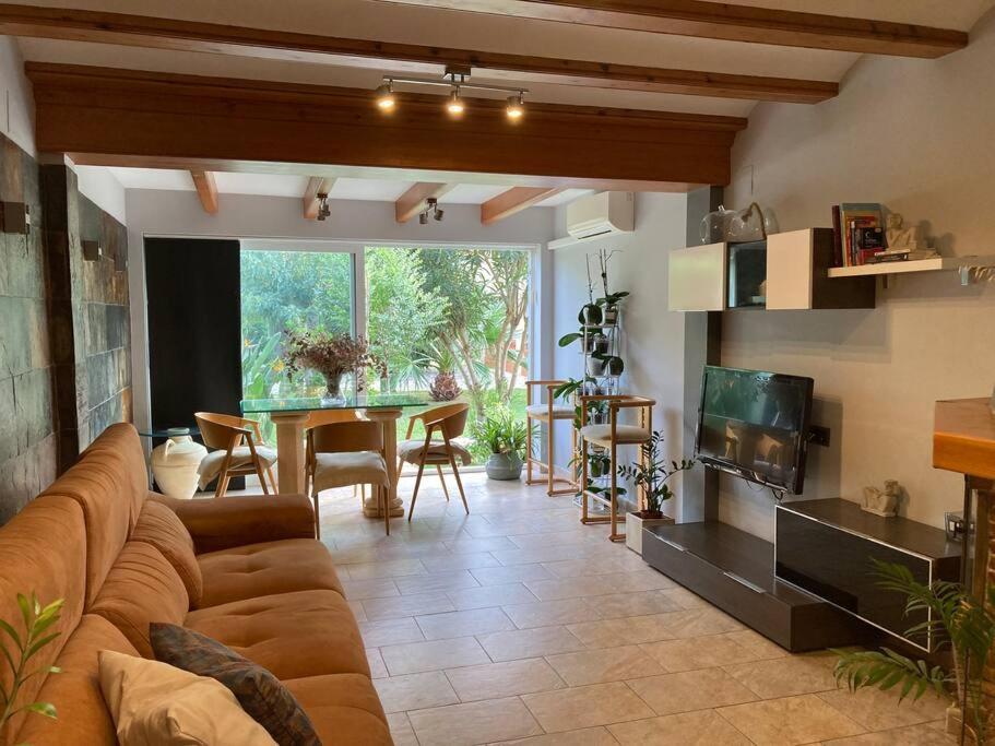 Вілла Adosado En Denia Con Gran Jardin Екстер'єр фото